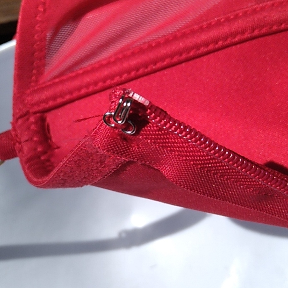 Nwt Little Red Dress. Junior (XL) - Picture 10 of 12